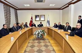 Depremde ağır hasar alan 37 bina yıkılacak