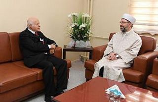 Diyanet İşleri Başkanı Erbaş’dan Cem Vakfı...