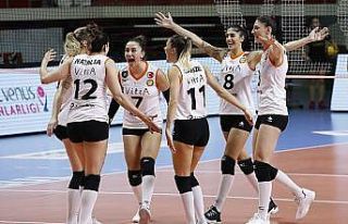 Eczacıbaşı oyuncusu Yasemin Güveli: "Devreye...