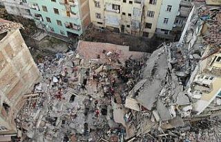 Elazığ’da Mustafa Paşa Mahallesi’nde çöken...