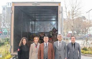 Emniyet Müdürlüğü personeli, depremzedeler için...