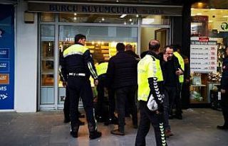 Erzincan’da kuyumcuyu soymayan çalışan şüpheli...