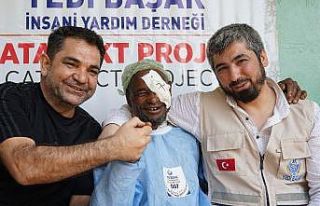 Etiyopya’da kararmış gözlere ışık oldular