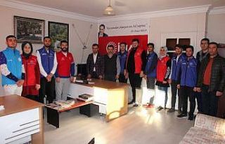 Gençlerden İHA’ya ziyaret