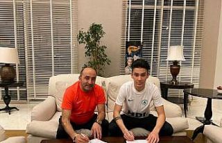 Giresunspor, Ertuğrul Şenlikoğlu’nu renklerine...