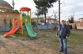 Hendek Belediyesinin hizmetlerine muhtardan teşekkür