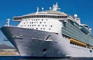 İtalya’da karantinaya alınan yolcu gemisinden...