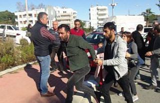 Kadın sürücülerin kazasında erkekler birbirine...