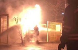 Kahraman itfaiyeci LPG tankınındaki yangını canını...