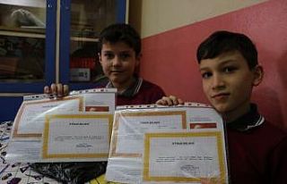 Kahramanmaraş’ta 288 bin öğrenci karne heyecanı...