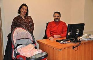 Kansere yenik düşmedi, iyileşip anne oldu