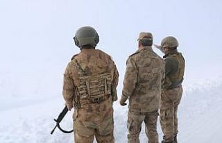 KAPAN-3 operasyonunda silah ve mühimmat ele geçirildi