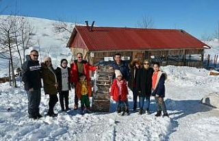 Kar çocuk ve yetişkinlerin eğlence kaynağı oldu