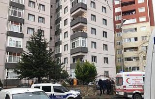 Kartal’da binanın 9. katından atlayan genç hayatını...