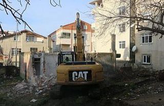 Kartal’da Hürriyet Mahallesi’nde metruk bina...