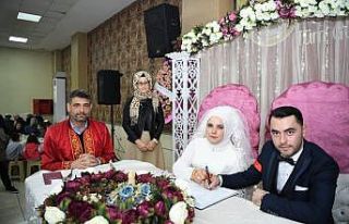 Kartepe’de 2019’da 800 çift dünya evine girdi