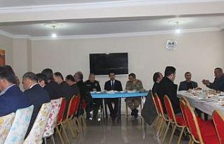 Kaymakam İlidi, kanaat önderleriyle bir araya geldi