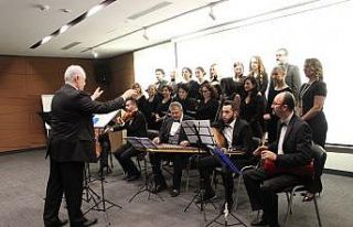 Kent korosu ilk konserinde tam not aldı