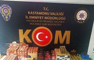 KOM ekiplerinden cinsel içerikli ürünlere yönelik...