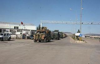 Komandolar Hücum Marşı’yla sınır hattına gitti