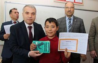 Kula’da ‘1 karne, 2 kitap’ projesi