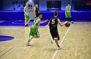 Manisa BBSK altyapıda şampiyonluğu ilan etti