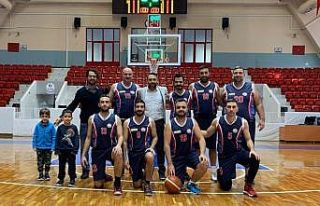 Mersin Barosu Basketbol Takımı Türkiye ikincisi...