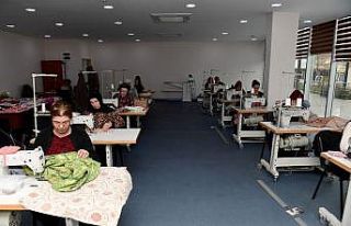 Mersin’de engelli ailelerine dikiş kursu veriliyor