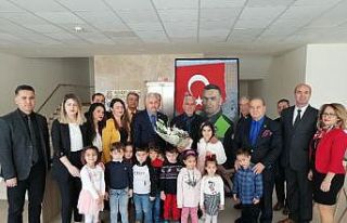 Miniklerden Şehit Fethi Sekin anısına sergi