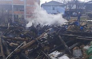 Ordu’da ahşap ev alevlere teslim oldu