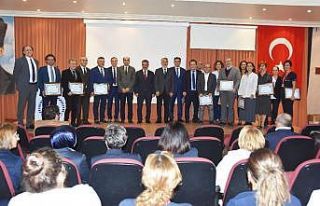 Organ nakli çalışanlarına başarı belgesi