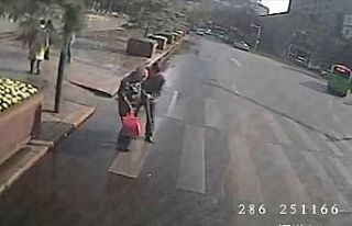 Otobüs şoföründen takdir toplayan hareket