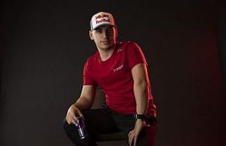 (Özel haber) Milli otomobil sporcusu Güven’in...