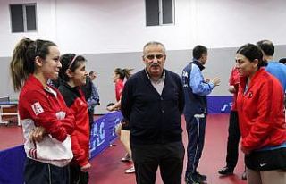 Paralimpik raketler Yalova’da kamp yapıyor