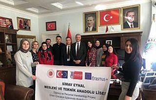 Simavlı gençler Prag yolcusu