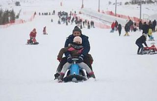 Sömestir tatili fırsat bilenler, oraya akın etti