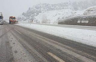 Sürücüler Ankara yolunda kara hazırlıksız yakalandı