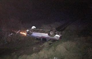 Takla atan kamyonetin sürücüsü öldü