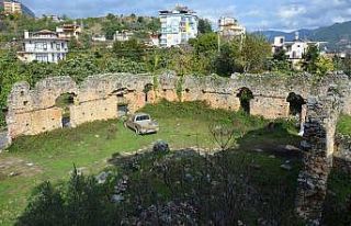 Tarihi Gülevşen Camii restore edilecek