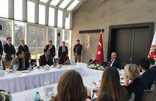 TBMM Başkanı Mustafa Şentop gazeteciler ile bir...