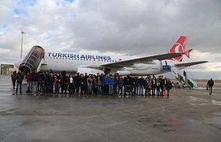 Tunceli’den 600 öğrenci uçakla İstanbul’a...