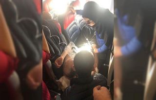 Uçakta fenalaşan yolcuya ilk müdahaleyi Milletvekili...