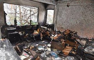 Yangın mağduru aileye İzmit Belediyesi’nden yardım...