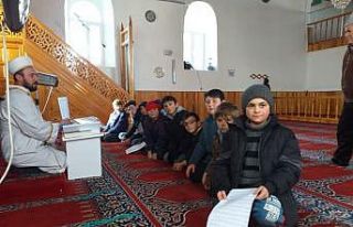 Yarıyıl tatili boyunca en çok camiye gelen çocuklar...