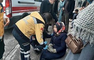 Yayaya çarpmamak için motosikleti devirdi: 1 yaralı