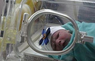 Yılın ilk bebeğinin doktor babası heyecandan koyduğu...