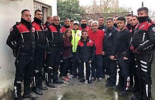 Yunus polisler Nörofibromatozis hastası iki kardeşin...