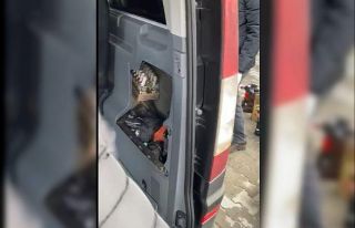 Yurt dışından Çanakkale’ye gelen 2 araçtan...