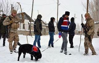 Ailesine kızıp evi terk eden genç kızdan 4 gündür...