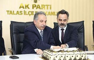 AK Parti Talas’ta ’Doğum Günü’ Coşkusu